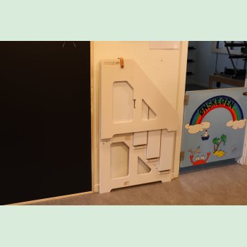 Vghngt pkldningsskammel til vuggestue